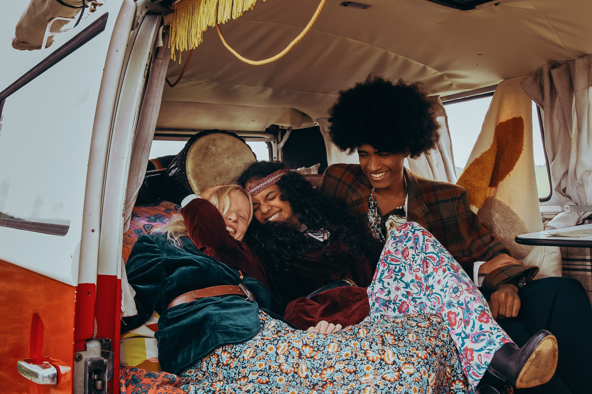 PELOS CAMPOS (SE TE FLORES)